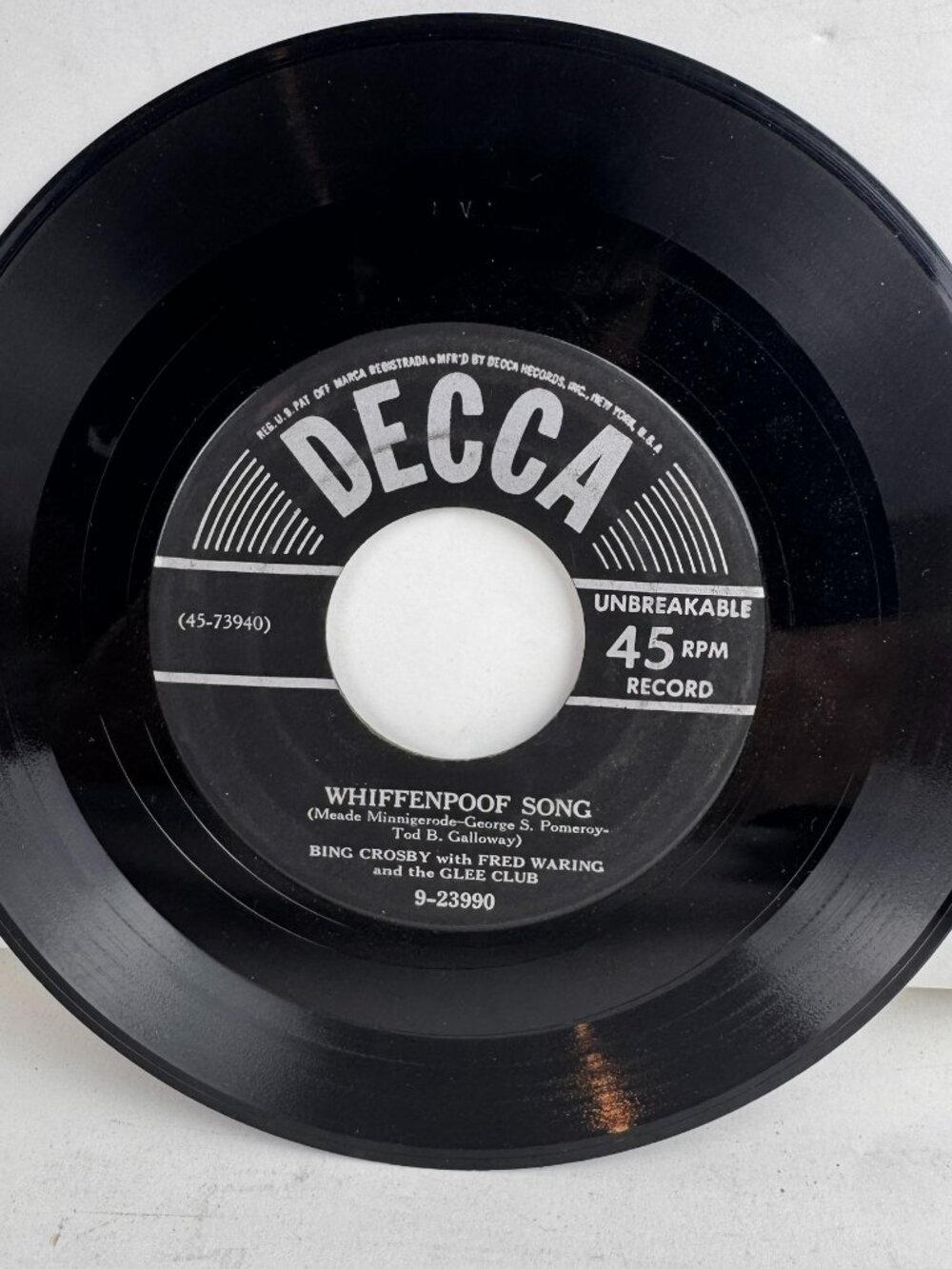Bing Crosby Fred Waring Whiffenpoof Song Kentucky Babe 7" 45 RPM Decca 9-23990